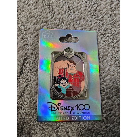 Wreck it Ralph DEC 100 Years of Wonder Pin LE 400 - Picture 1 of 2